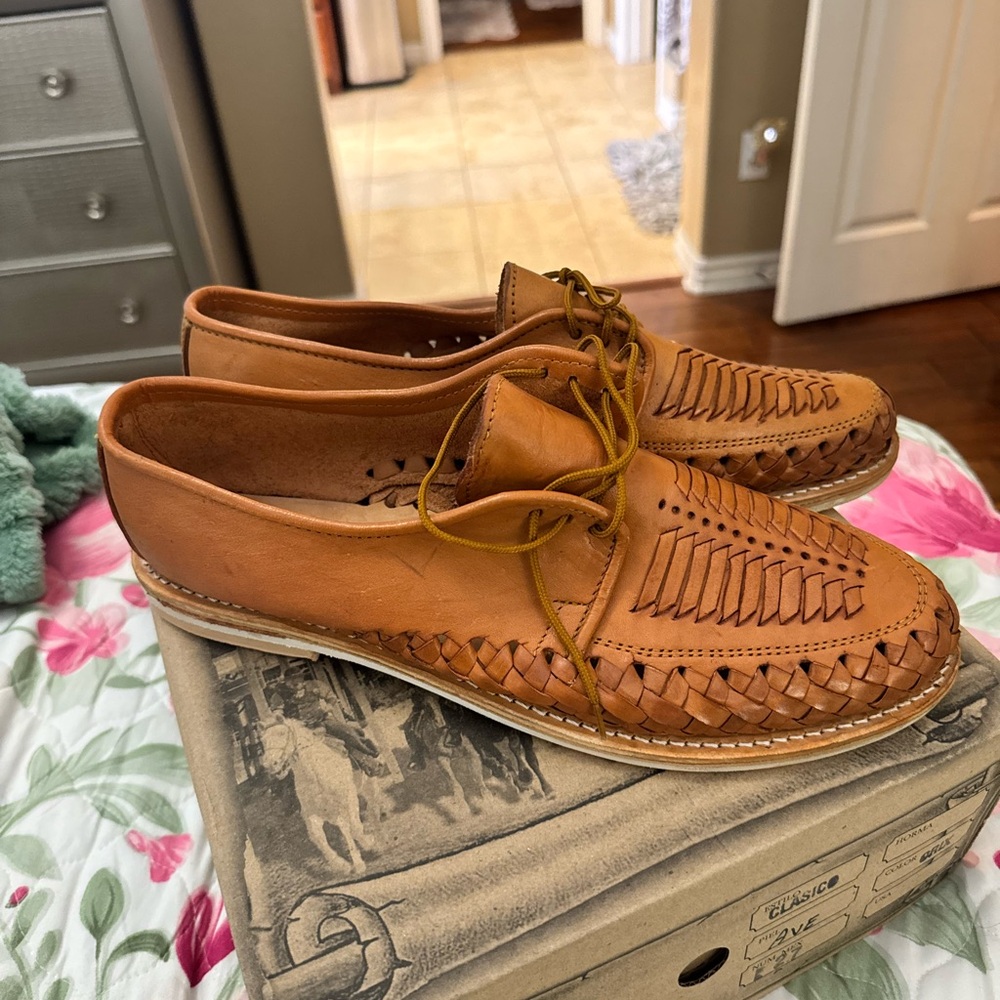 Men's Tan Leather Loafers - Picture 2 of 2
